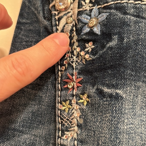 EUC excellent MissMe sz 30 jeans color:med 270 inseam 32 Style NO:JV83018V - Picture 12 of 13